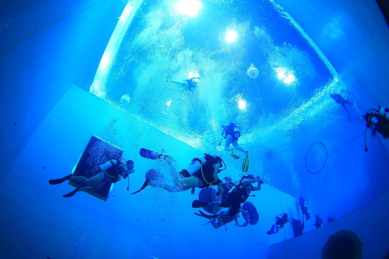 Divecube Hotel Taichung Eksteriør billede