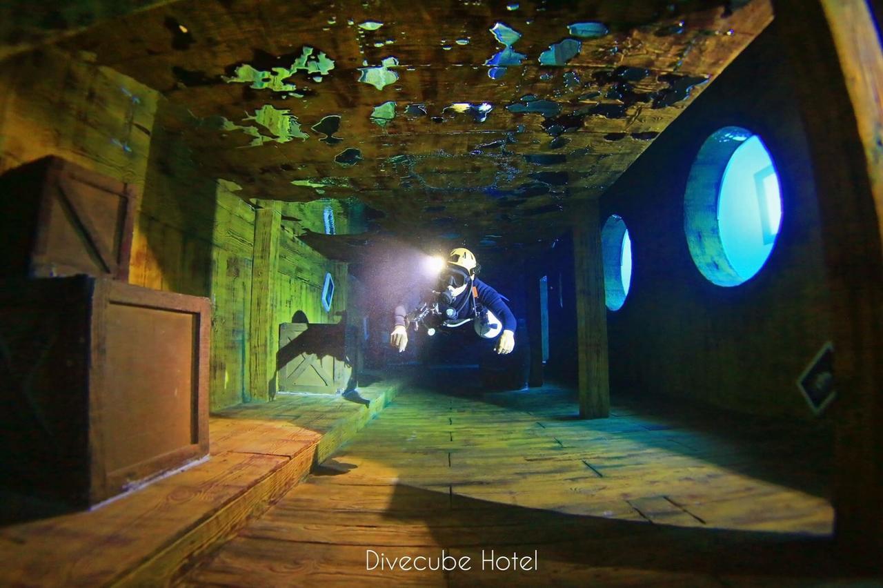 Divecube Hotel Taichung Eksteriør billede